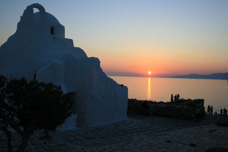 mykonos-sunset-at-paraportiani-e7e3ed-1024